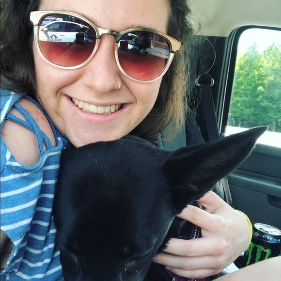 Meet your Posher, Anna - Picture 1 of 1